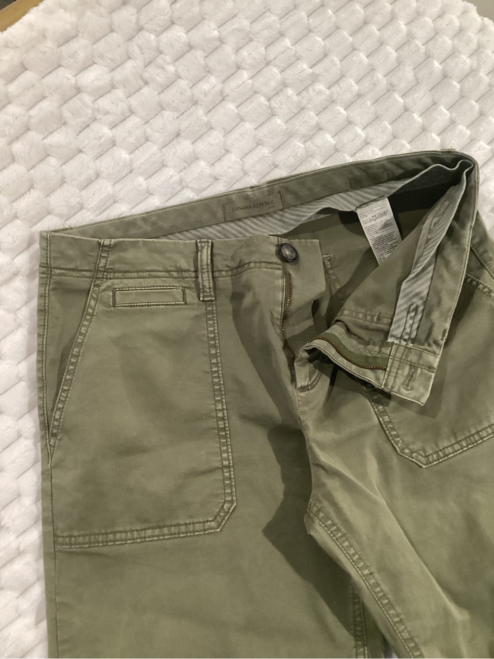 Banana Republic Olive Straight-Leg Utility Chinos size 8 #40 - Picture 3 of 8